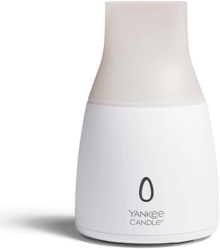Yankee Candle Ultrasonic Aroma Diffuser Kit Black Cherry Oil LED Colour Change by Yankee Candle